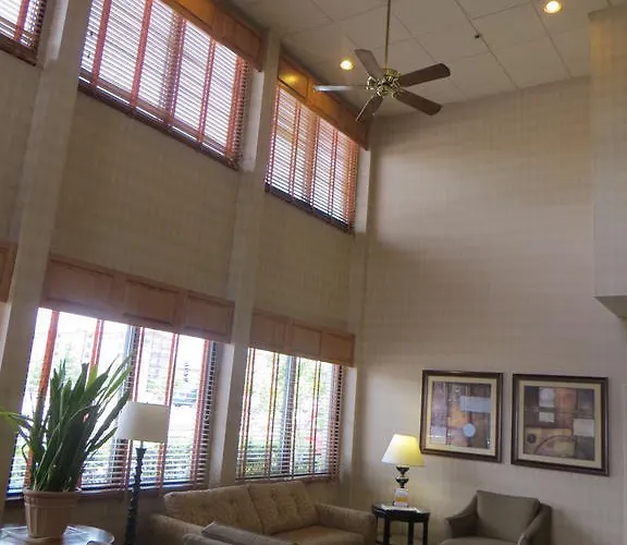 Hotel Rodeway Skokie 2*
