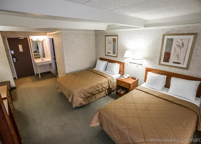 Rodeway Skokie 2*