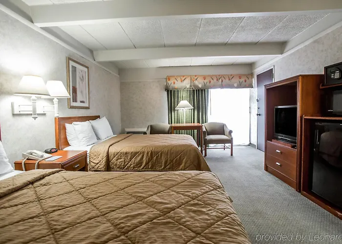 Rodeway Skokie 2*