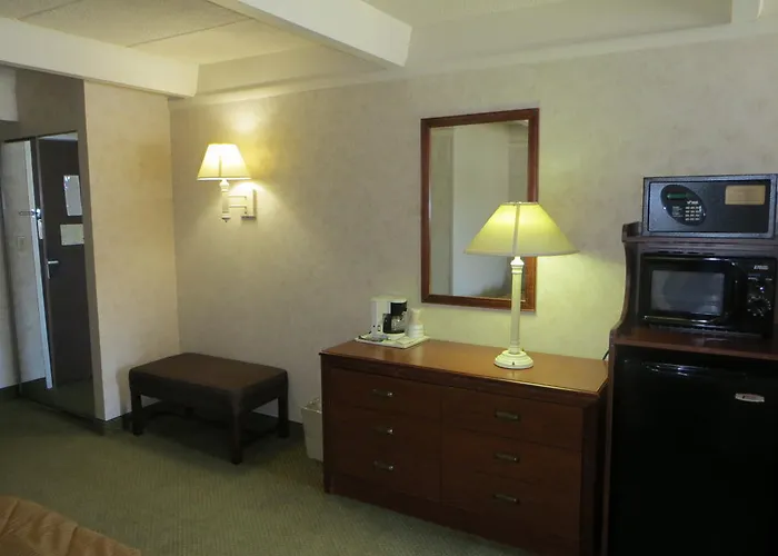 Hotel Rodeway Skokie Skokie