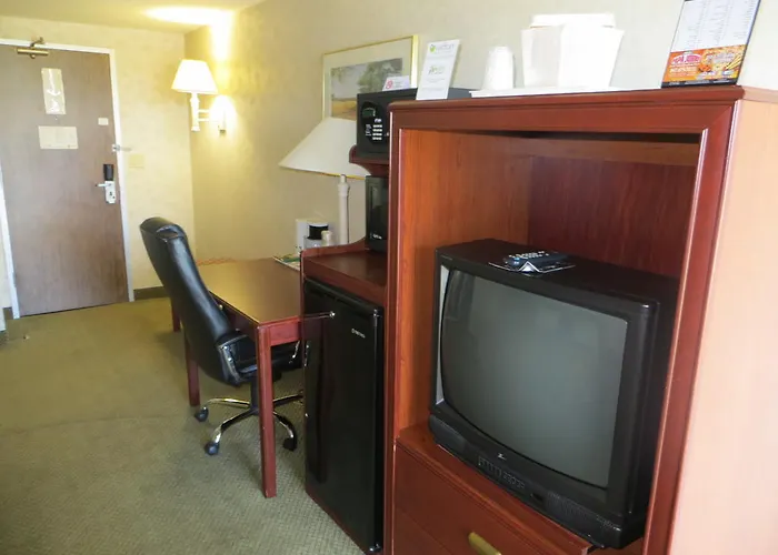 Hotel Rodeway Skokie Skokie